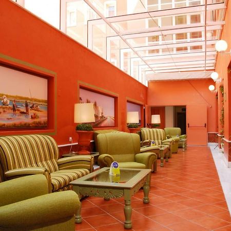 Crisol Chiclana Hotell Chiclana de la Frontera Eksteriør bilde